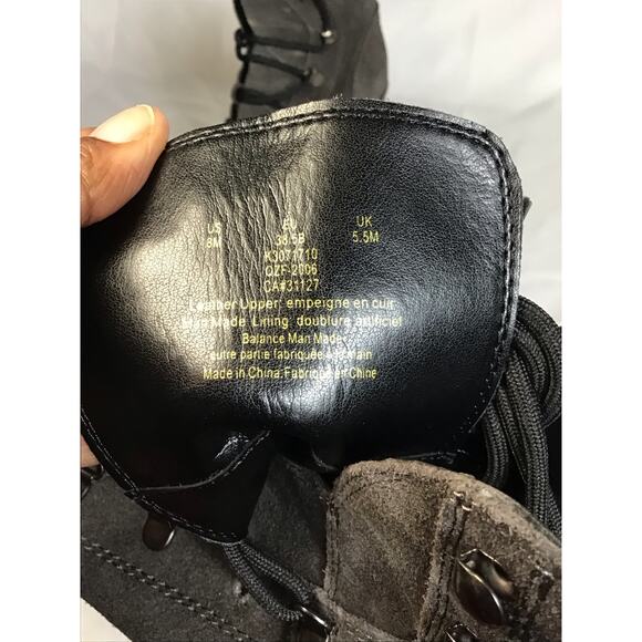 DKNY Women Suede Platform tie up Ankle Booties Sz 8 Gray NWOT Flawed * BikerCore - Picture 10 of 12